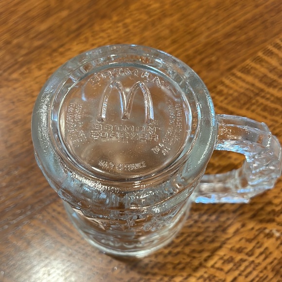 McDonald’s 1995 Batman glass mug. Made in France. - Picture 4 of 6